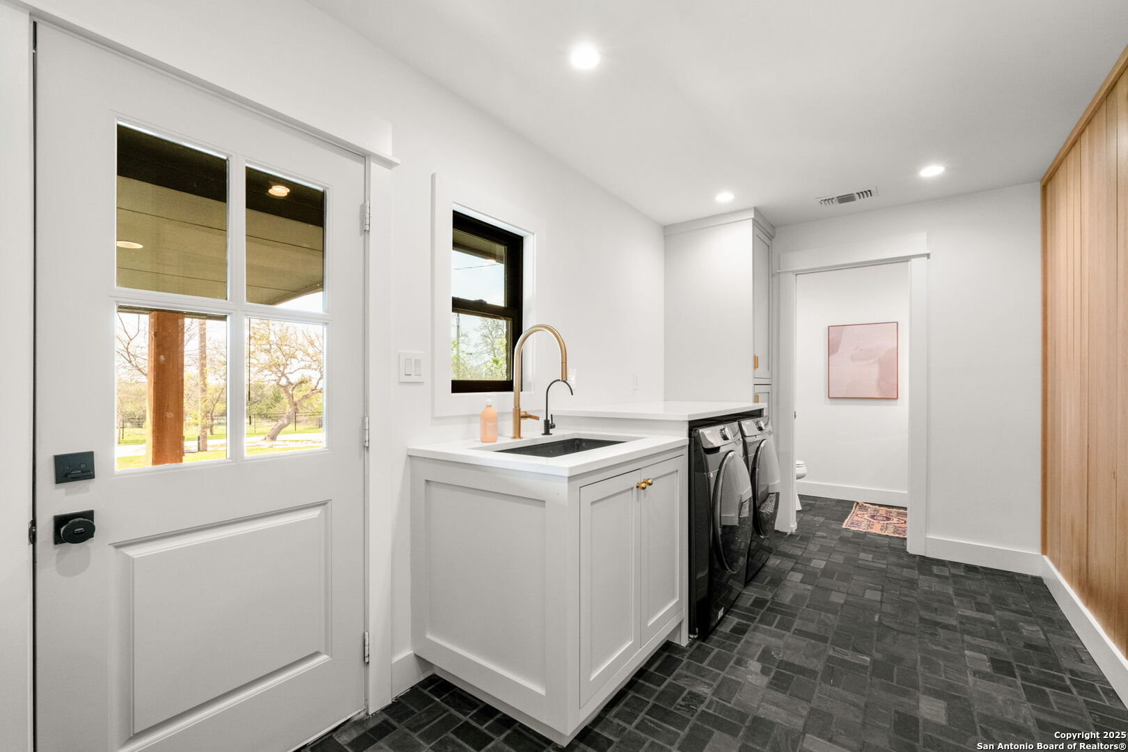 1016 Sparkman Drive Boerne TX 78006