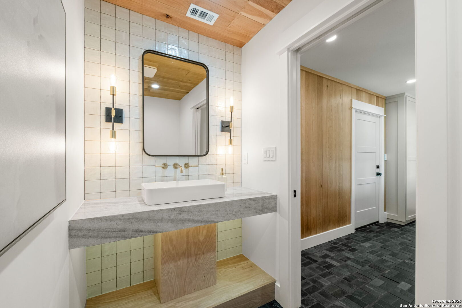 1016 Sparkman Drive Boerne TX 78006