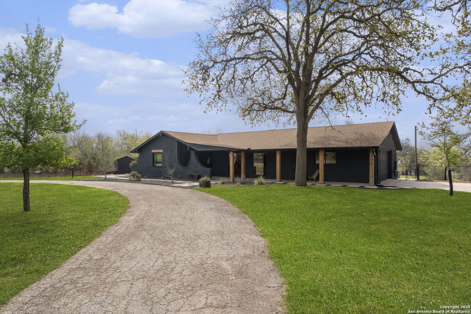 1016 Sparkman Drive Boerne TX 78006