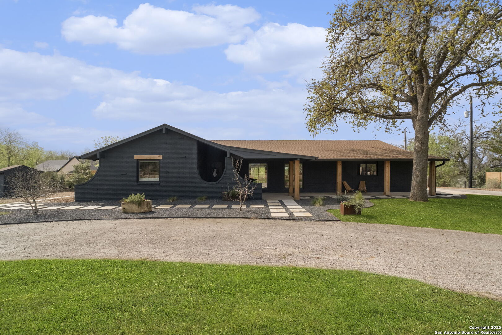 1016 Sparkman Drive Boerne TX 78006