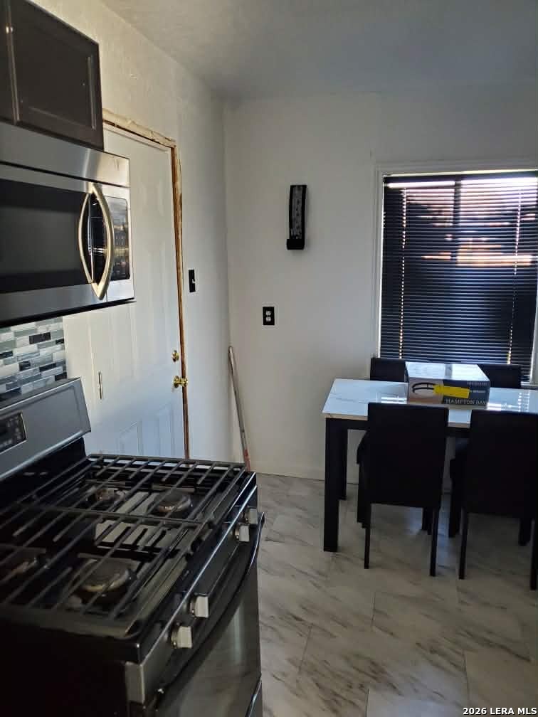 2343 Burnet San Antonio TX 78202