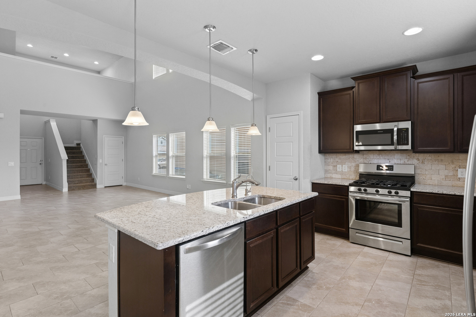 1211 Petunia Bluff San Antonio TX 78245