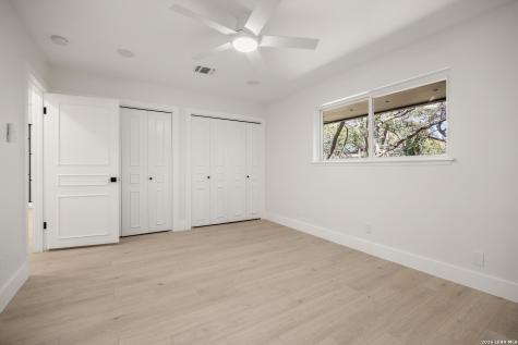 423 Fantasia San Antonio TX 78216