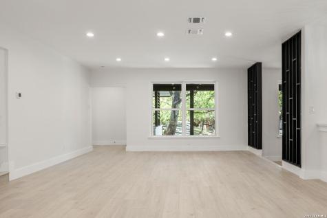 423 Fantasia San Antonio TX 78216
