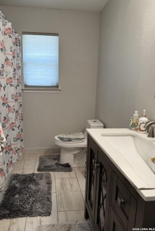 7142 Coral Springs San Antonio TX 78250