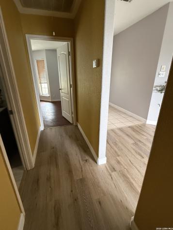 7142 Coral Springs San Antonio TX 78250