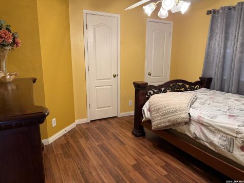 7142 Coral Springs San Antonio TX 78250