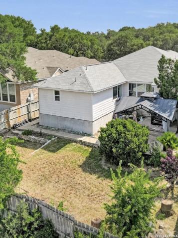 7142 Coral Springs San Antonio TX 78250