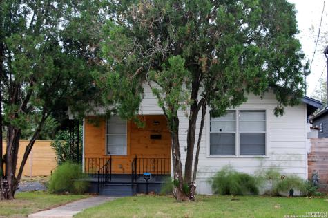 1842 E Crockett Street San Antonio TX 78202