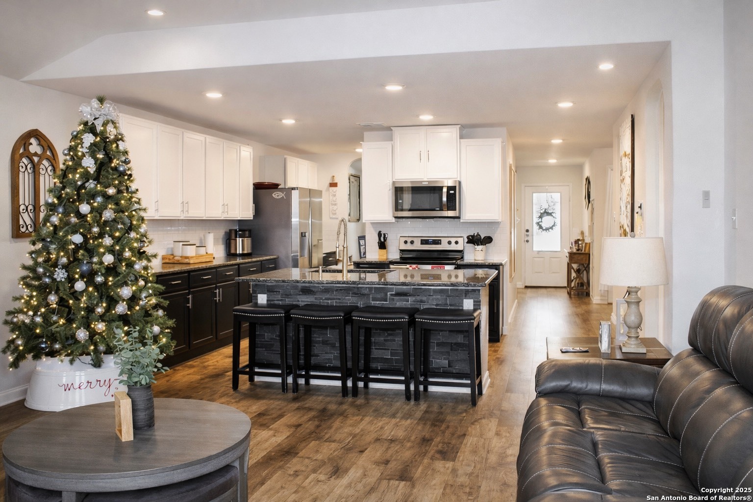 7427 Equinox Corner San Antonio TX 78252