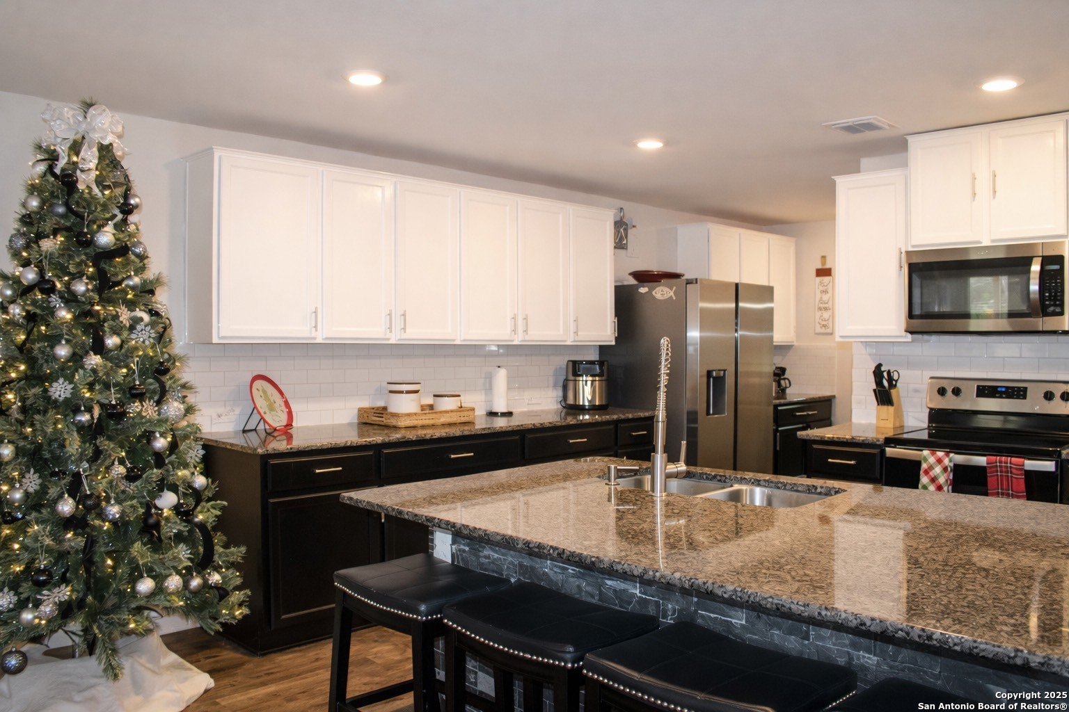 7427 Equinox Corner San Antonio TX 78252