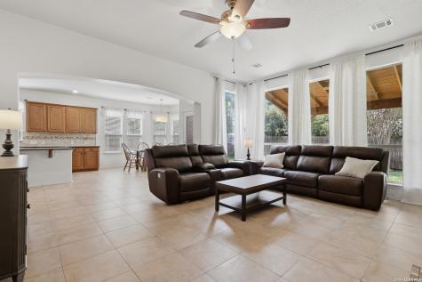510 Senna Trail San Antonio TX 78256