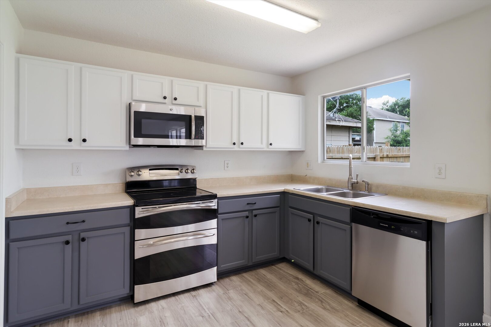 7827 Oakdale Park San Antonio TX 78254