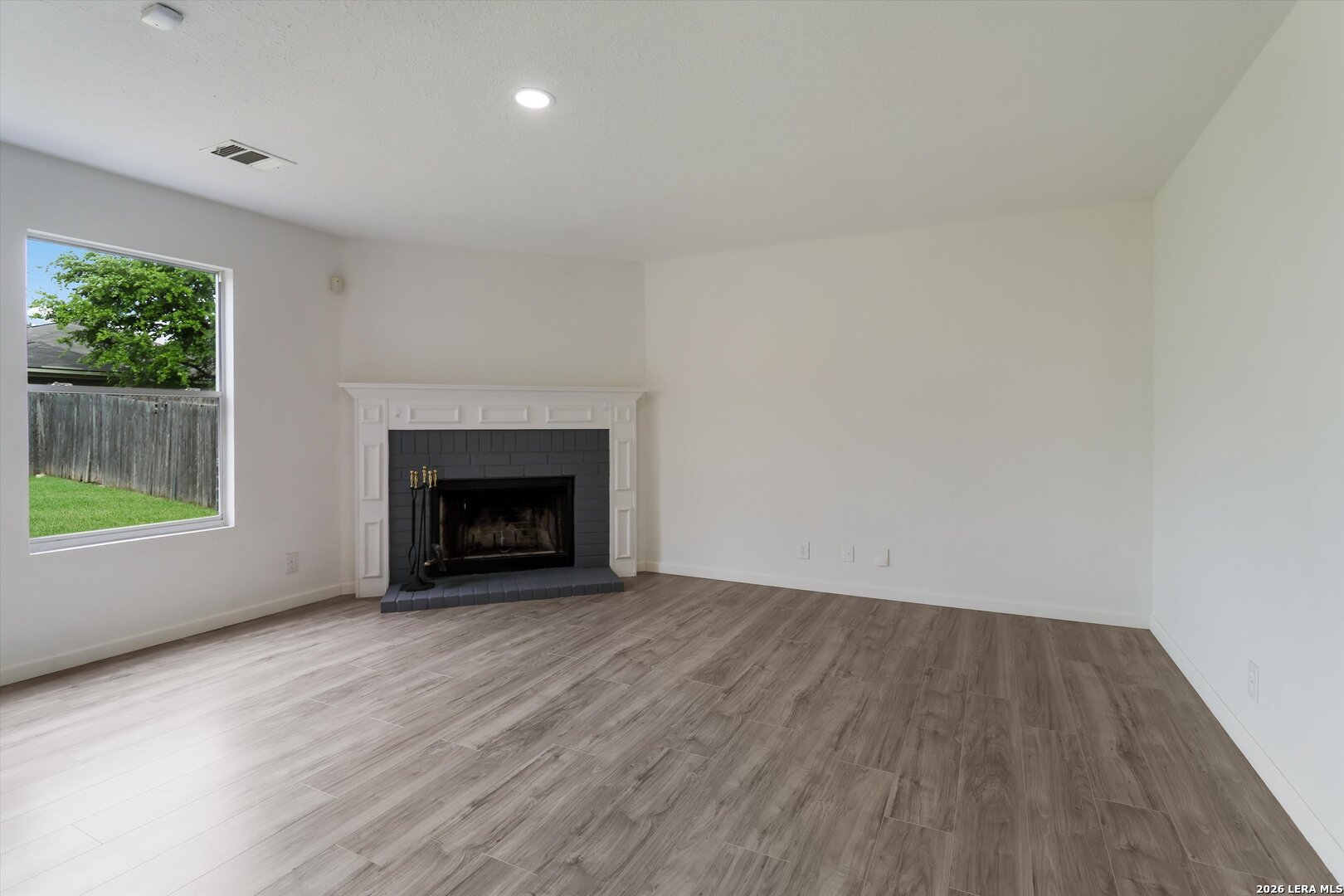 7827 Oakdale Park San Antonio TX 78254