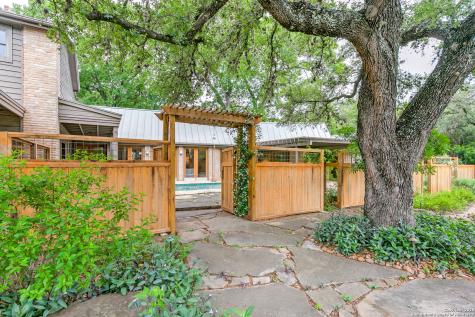 2603 Brookhurst San Antonio TX 78209