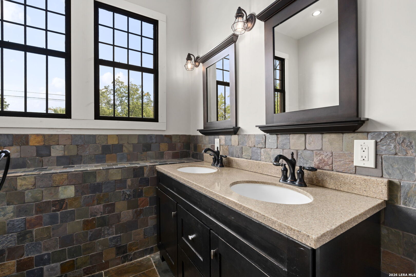 120 W Craig Place San Antonio TX 78212