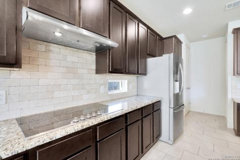 4207 Saddle Spur San Antonio TX 78253
