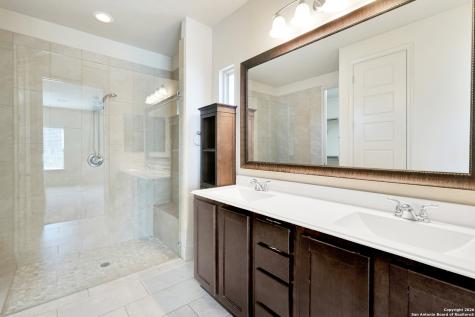 4207 Saddle Spur San Antonio TX 78253