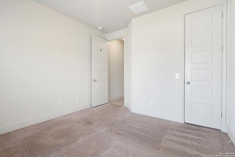 4207 Saddle Spur San Antonio TX 78253