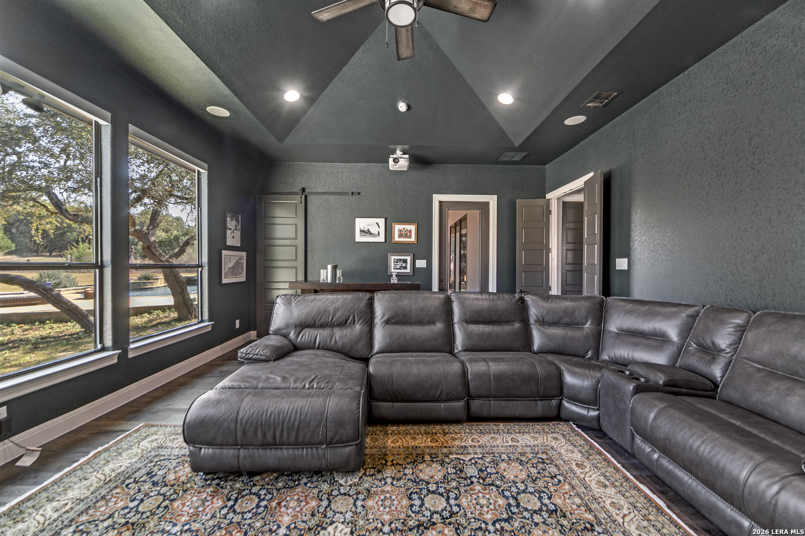 148 Woodland Fair Oaks Ranch TX 78015