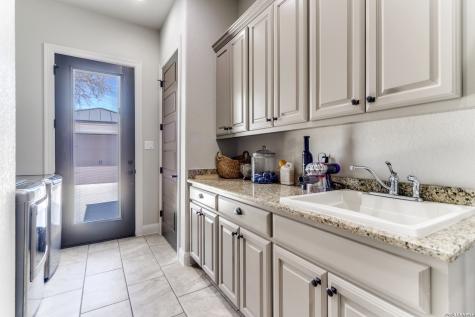 148 Woodland Fair Oaks Ranch TX 78015