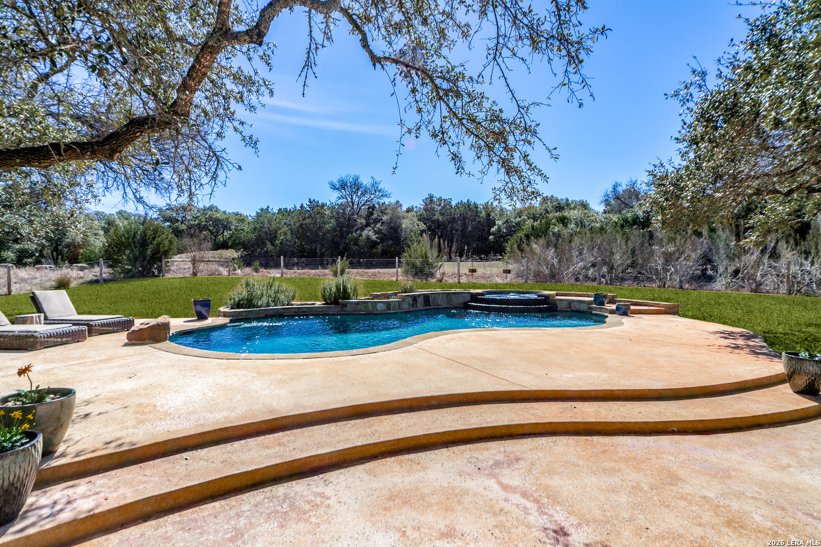 148 Woodland Fair Oaks Ranch TX 78015