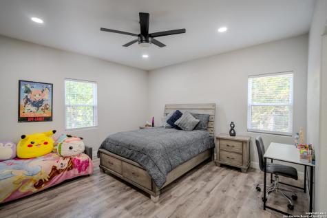 28326 Bonn Mountain San Antonio TX 78260