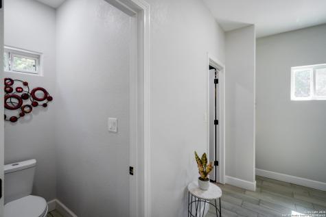 28326 Bonn Mountain San Antonio TX 78260