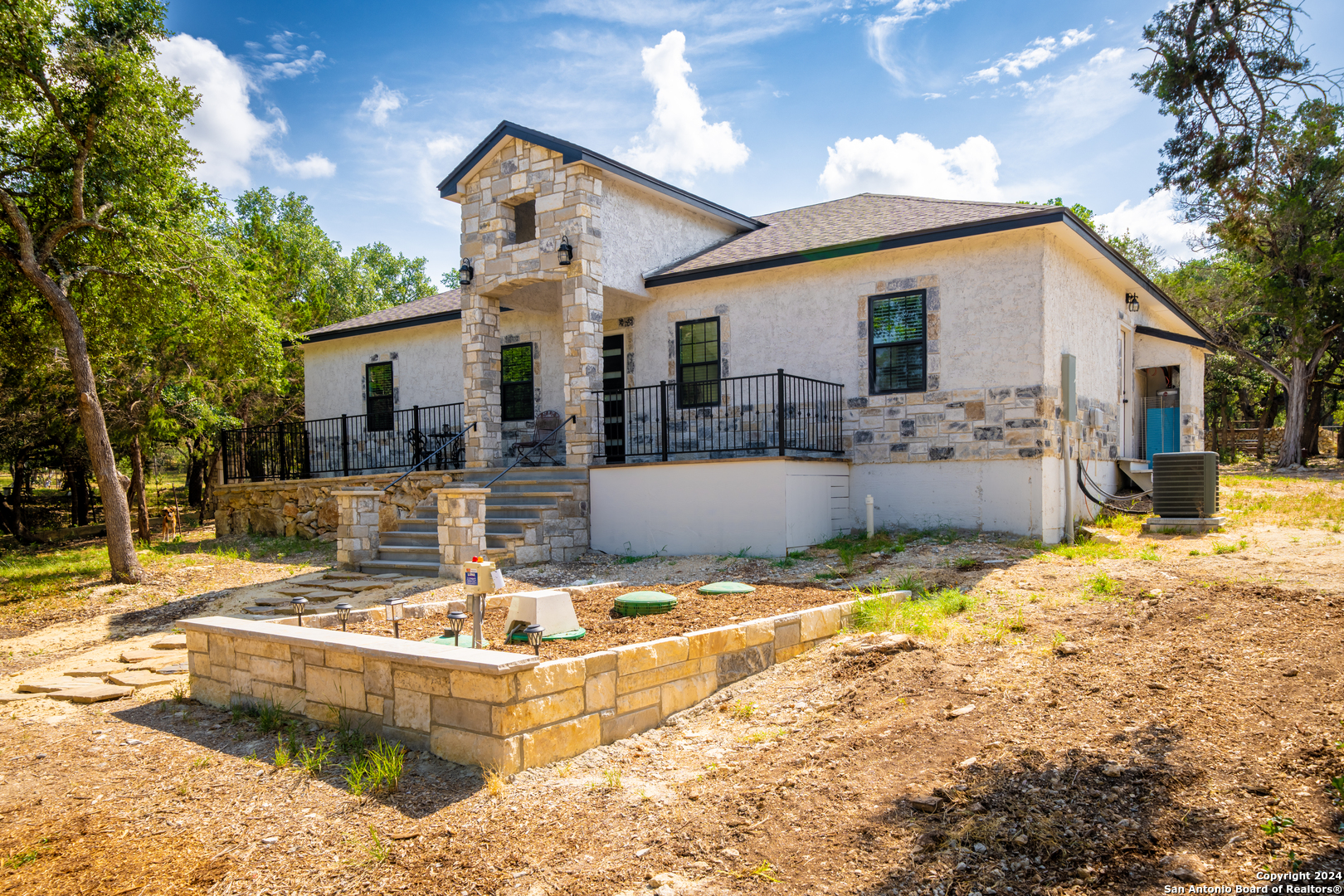 28326 Bonn Mountain San Antonio TX 78260