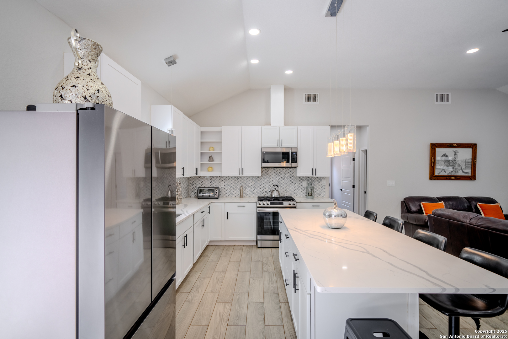 28326 Bonn Mountain San Antonio TX 78260