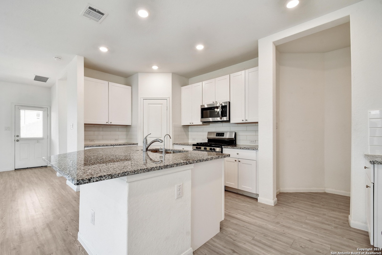 4406 Revetment Way San Antonio TX 78223