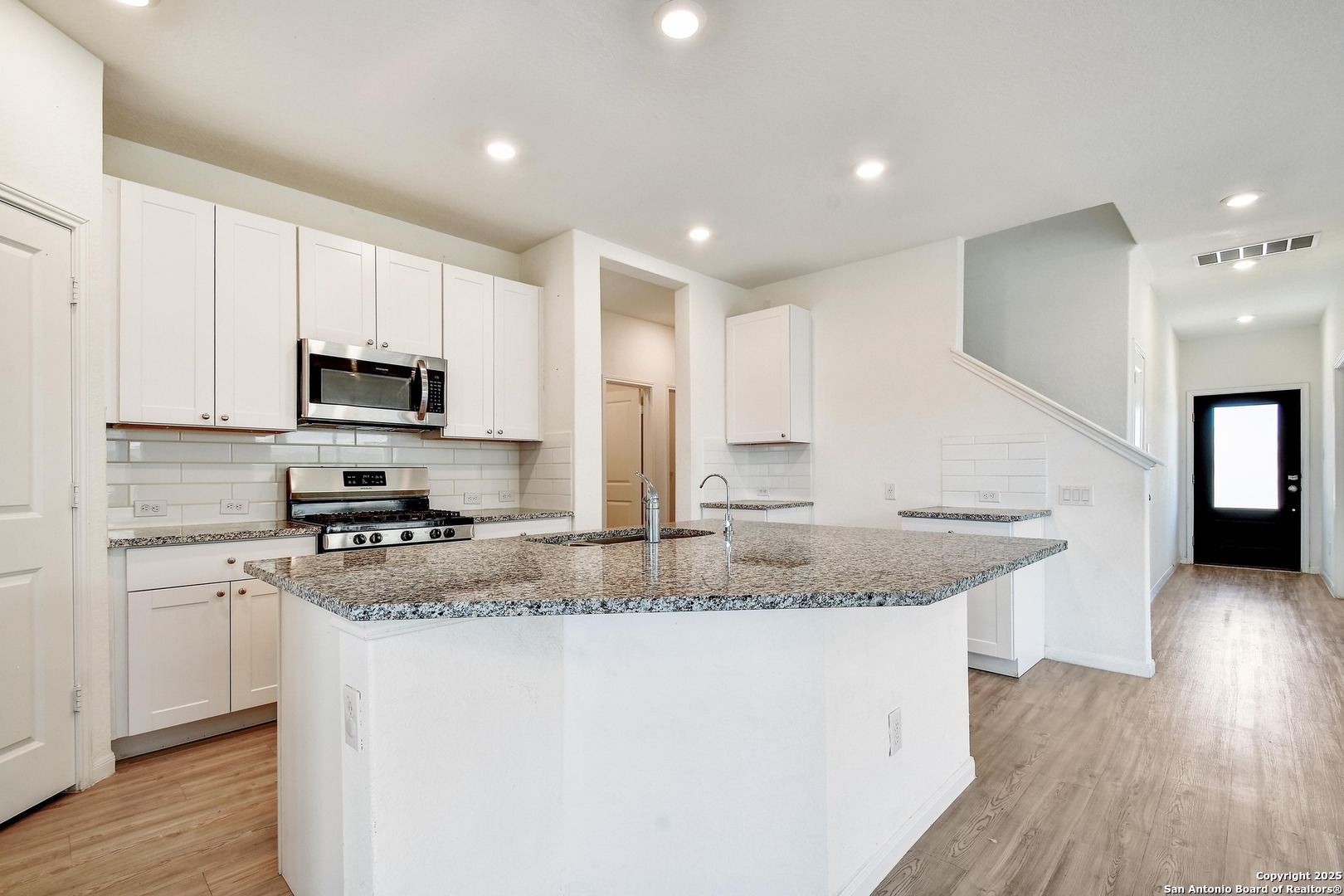 4406 Revetment Way San Antonio TX 78223