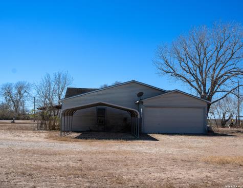 1580 Middle Road George West TX 78022