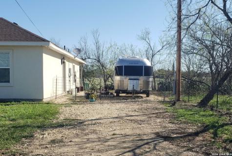 453 Fairway Circle Brackettville TX 78832