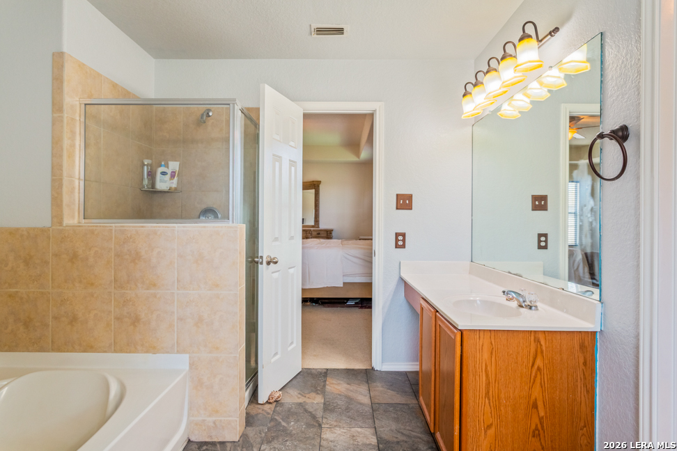 4014 Cinco Rios San Antonio TX 78223