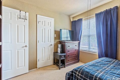 4014 Cinco Rios San Antonio TX 78223