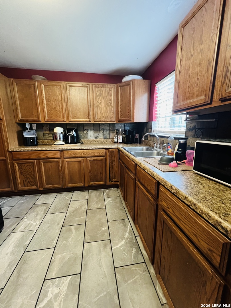 311 Riverdale San Antonio TX 78228