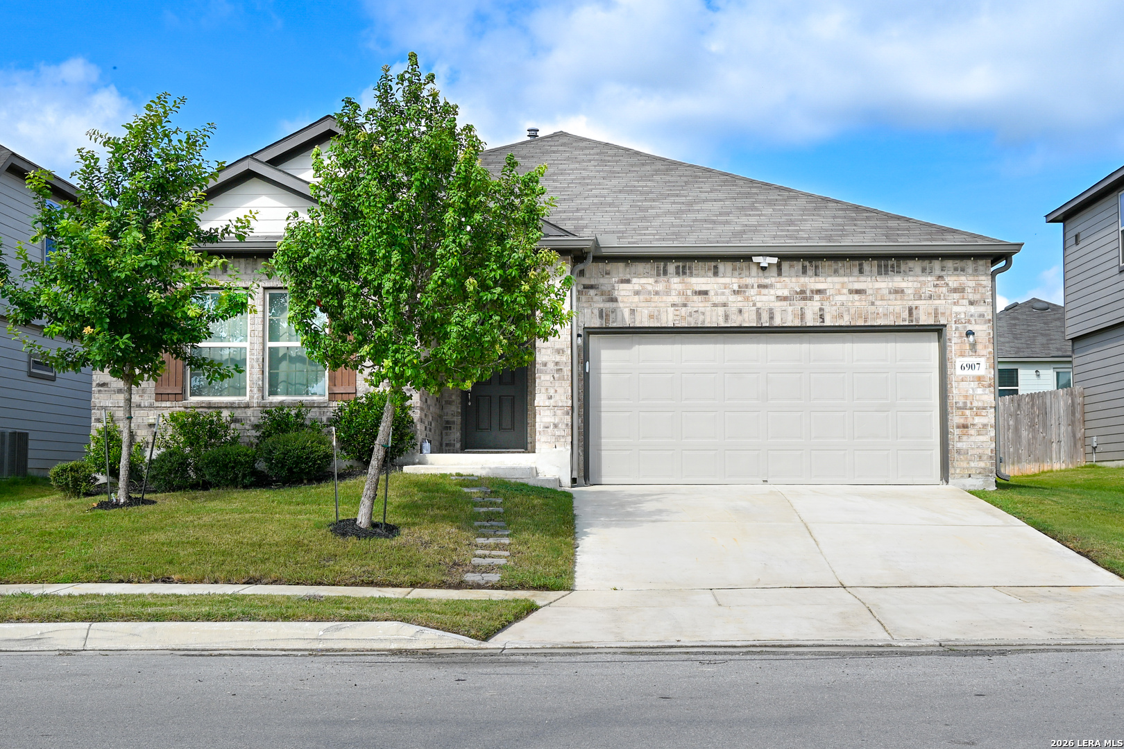 6907 Titan Park Converse TX 78109