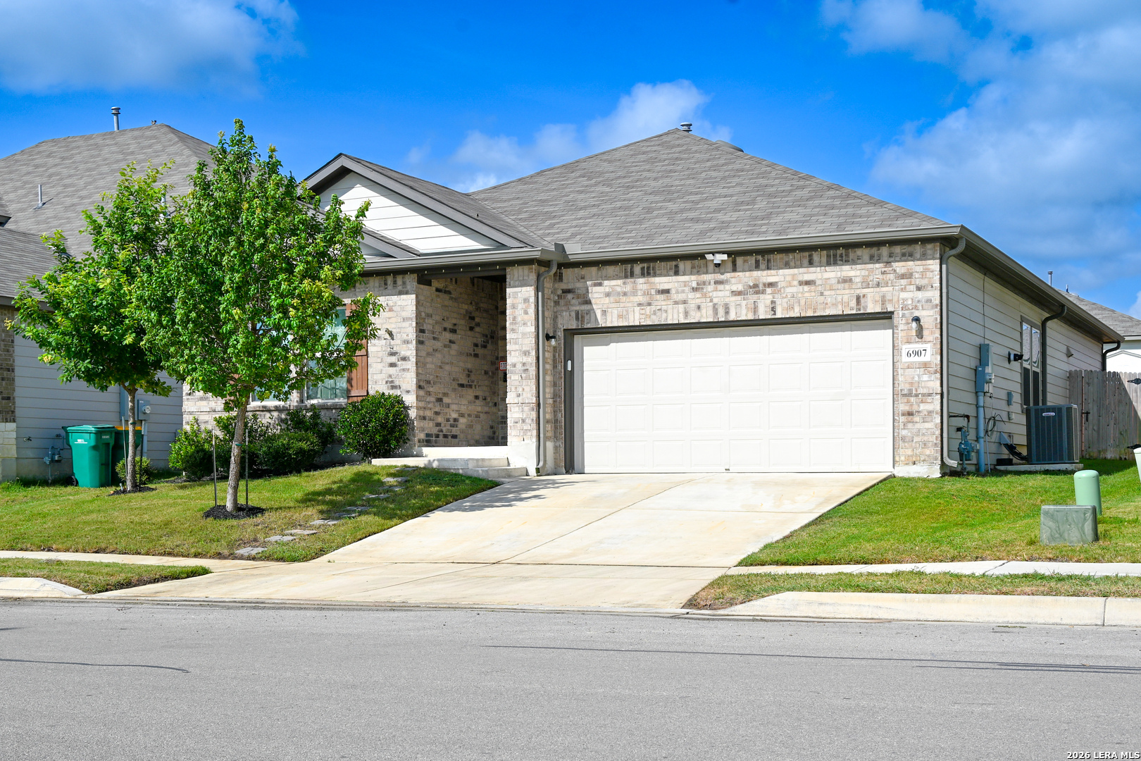 6907 Titan Park Converse TX 78109