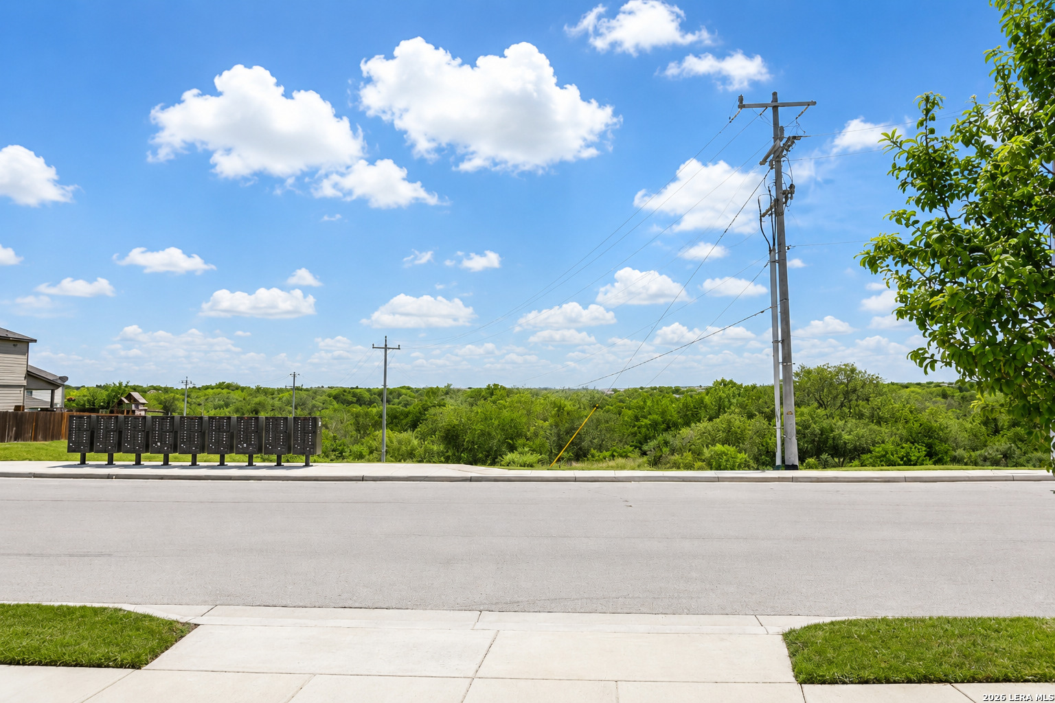 6907 Titan Park Converse TX 78109