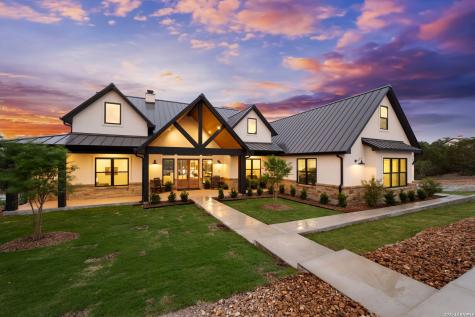 375 Iron Hill New Braunfels TX 78132