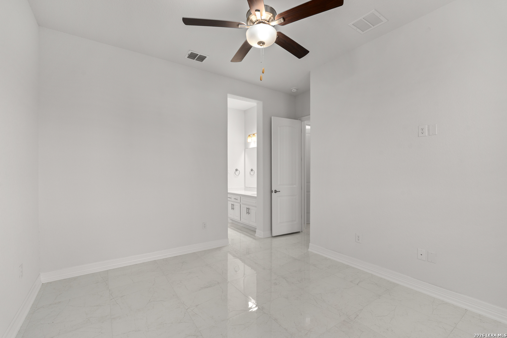 4051 Wood Creek San Antonio TX 78257