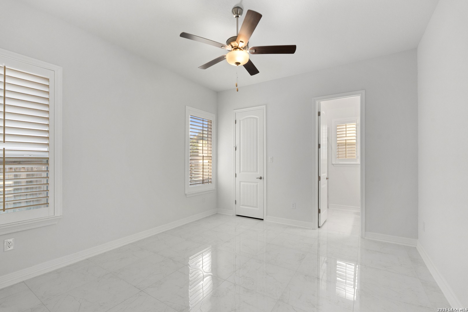 4051 Wood Creek San Antonio TX 78257