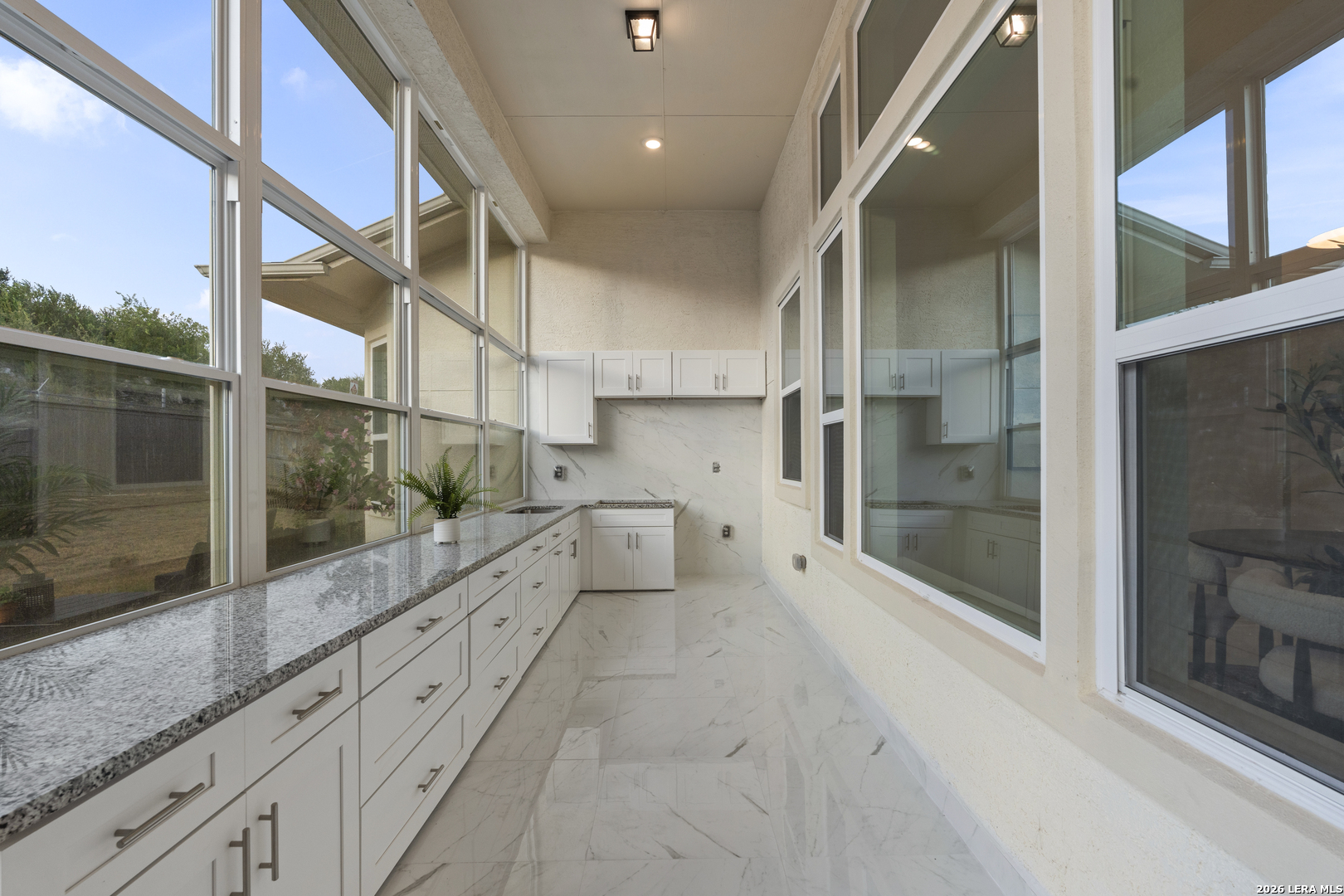 4051 Wood Creek San Antonio TX 78257