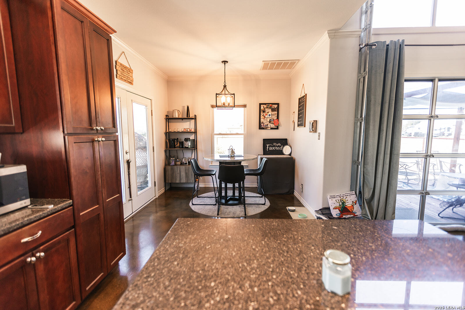 6147 Pfeil Schertz TX 78154