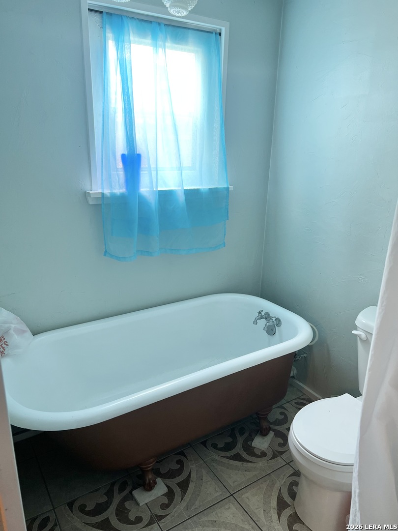 552 Diaz Uvalde TX 78801