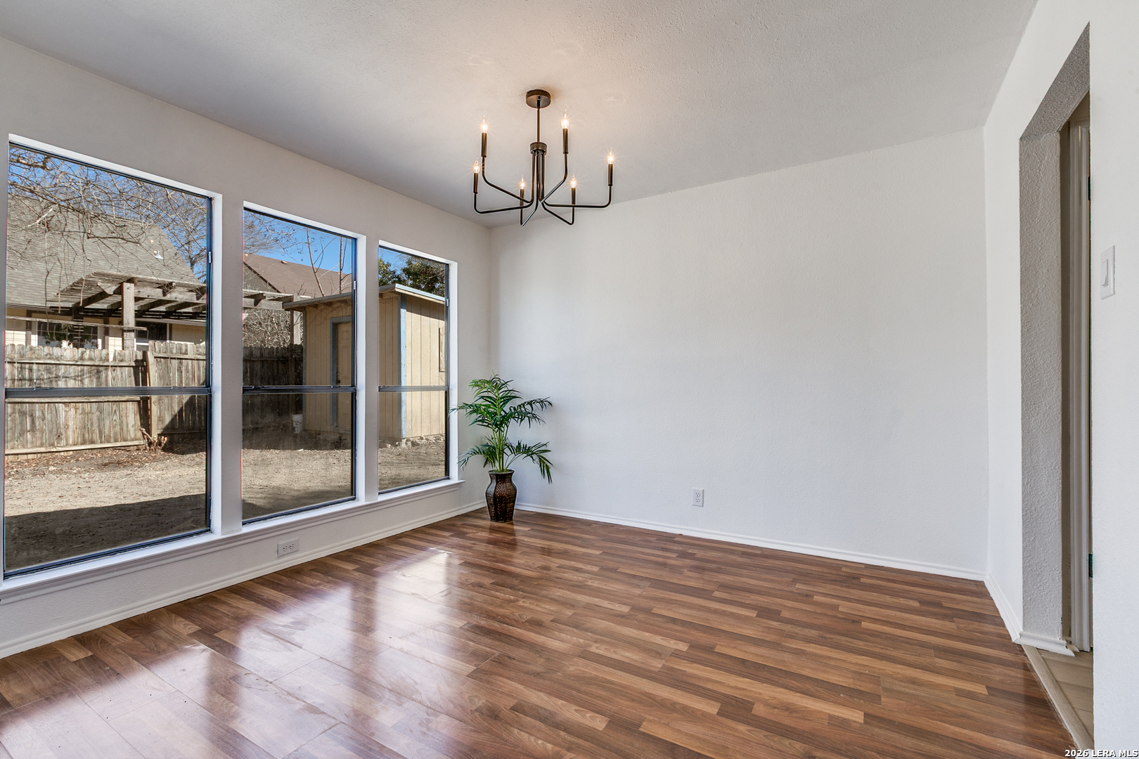 6303 Scrub Jay San Antonio TX 78240