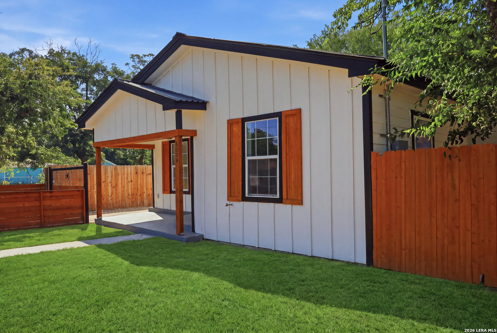 1008 Stonewall San Antonio TX 78211