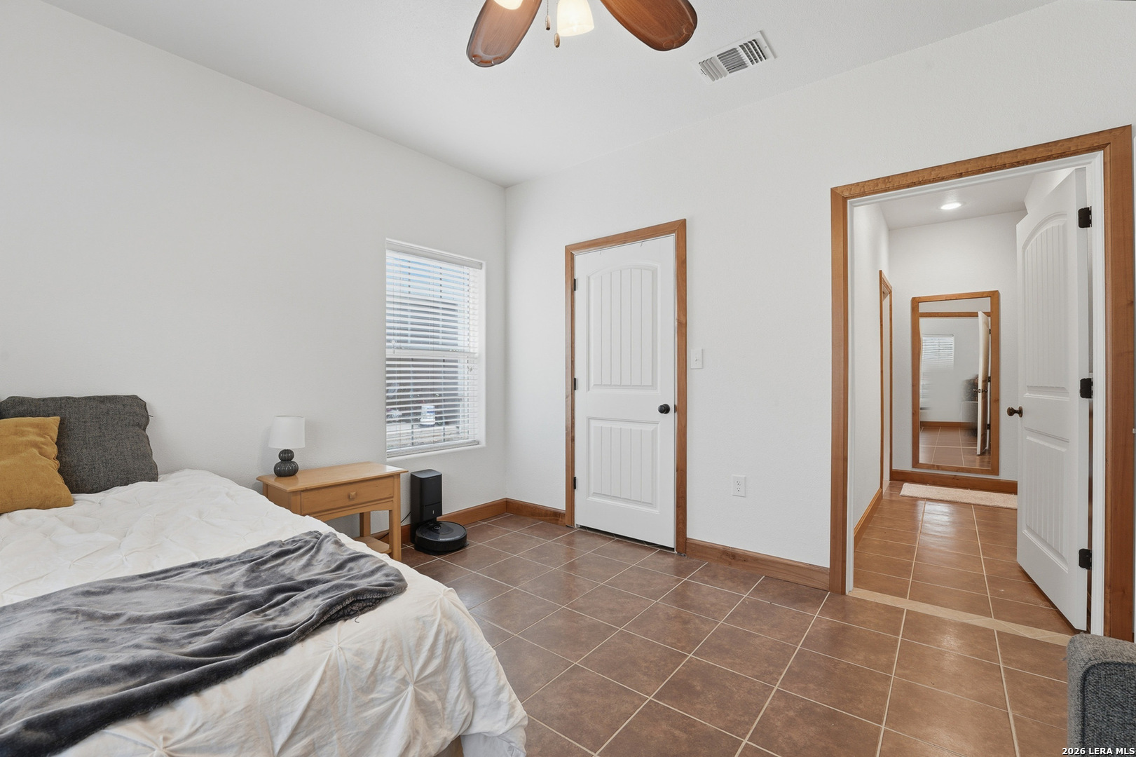 325 Sollock Devine TX 78016