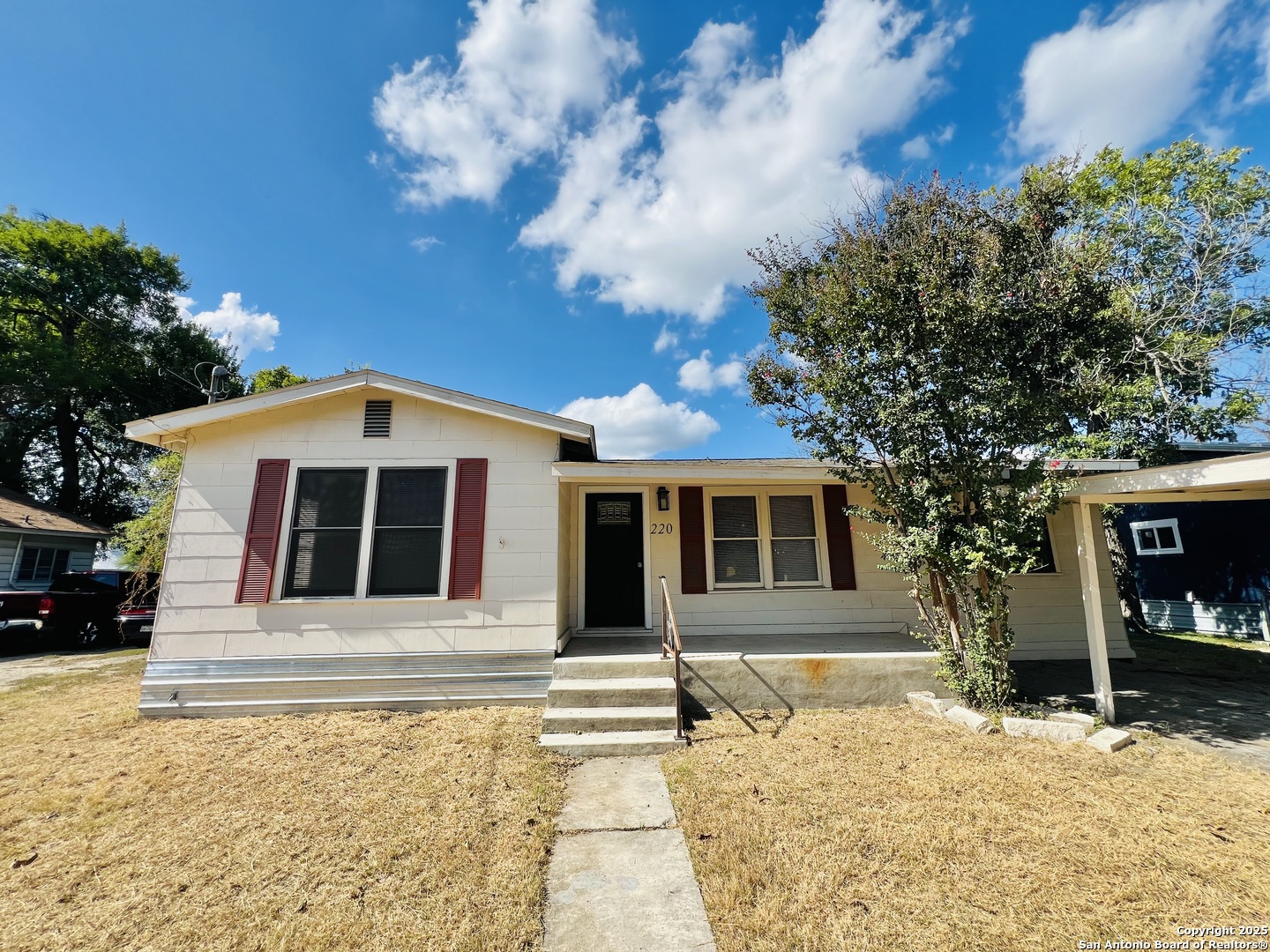 220 Perryman Street New Braunfels TX 78130